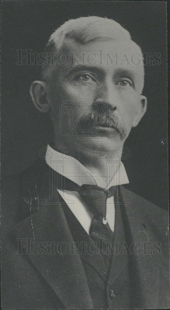 Press Photo C.J.Hughes Jr.  Details not available. - Historic Images