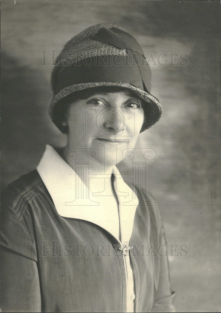 1931 Press Photo Fisher mail smiling new latest Steel - Historic Images
