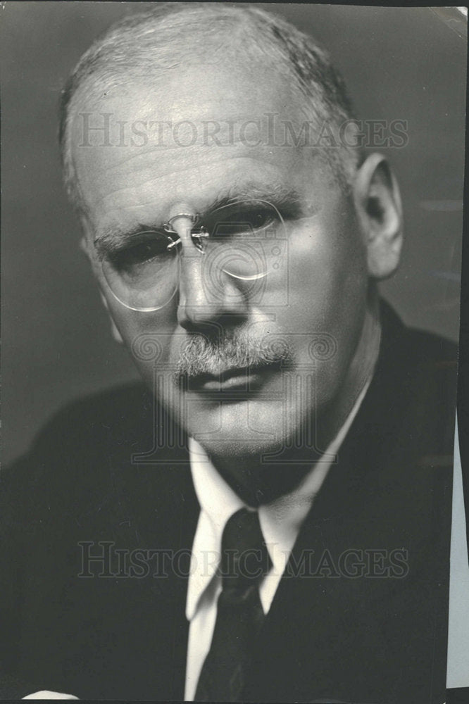 1934 Press Photo H V Kaltenborn Current Events Cast - Historic Images