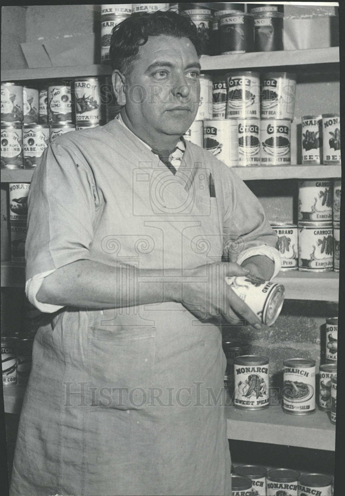 1931, Grocery Store Operator Cliff R. Dailey - RRY26223 - Historic Images