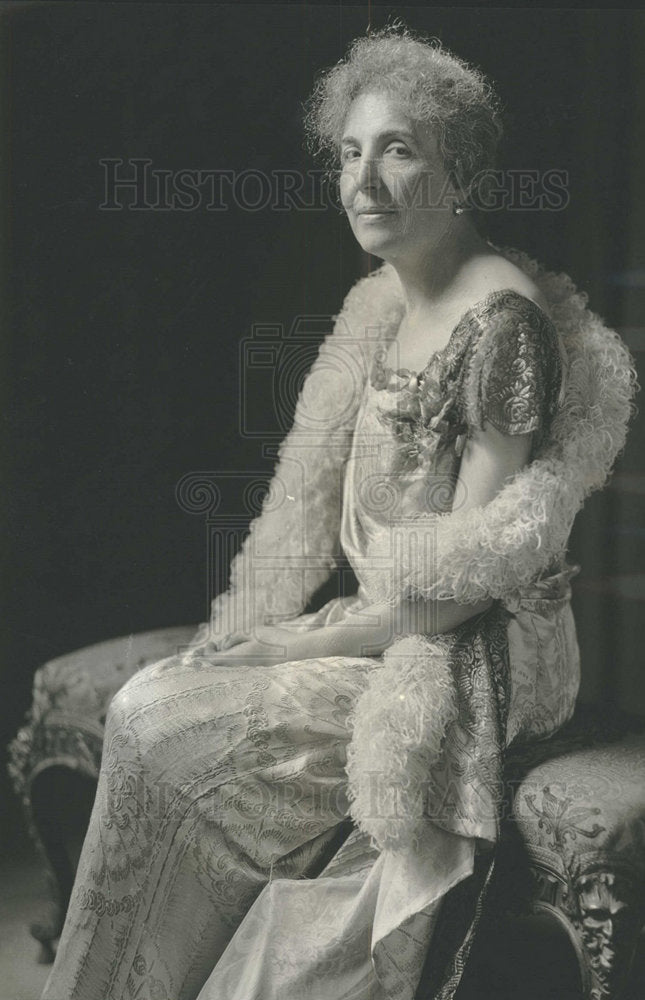 1929 Isabella Howard, wife of British Amb-Historic Images
