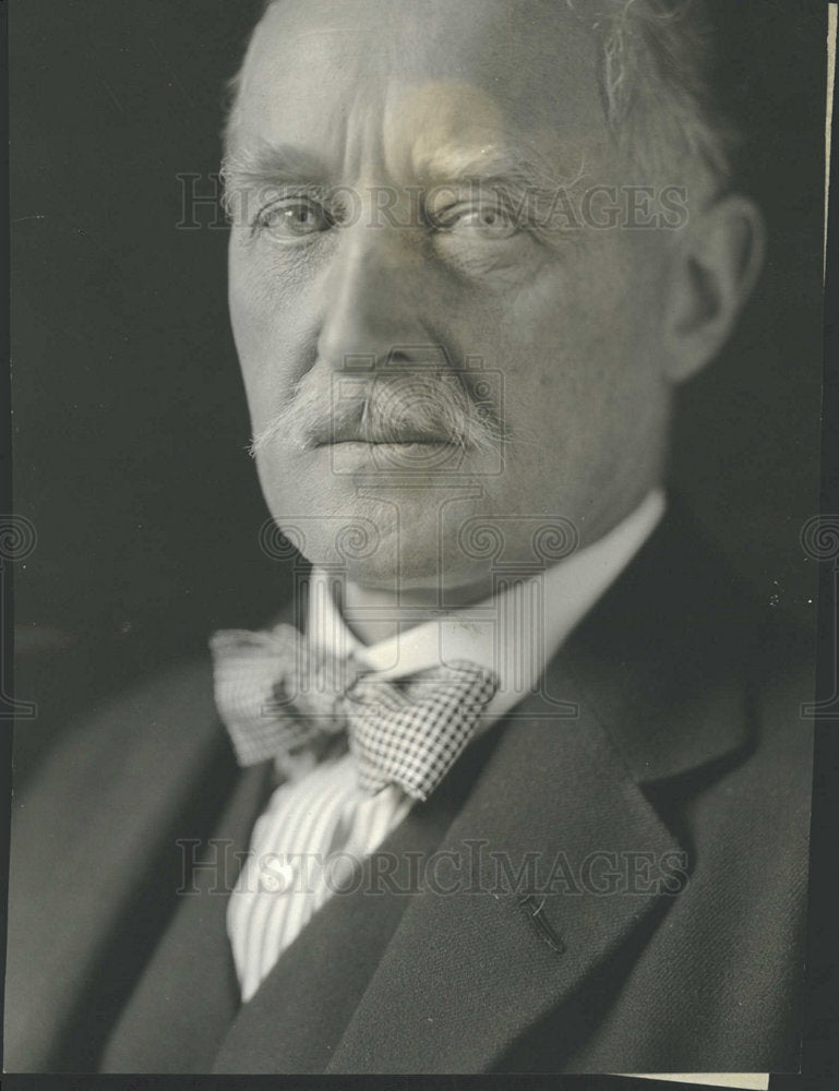 1929 Amb Esme Howard To Host McDonald in DC-Historic Images