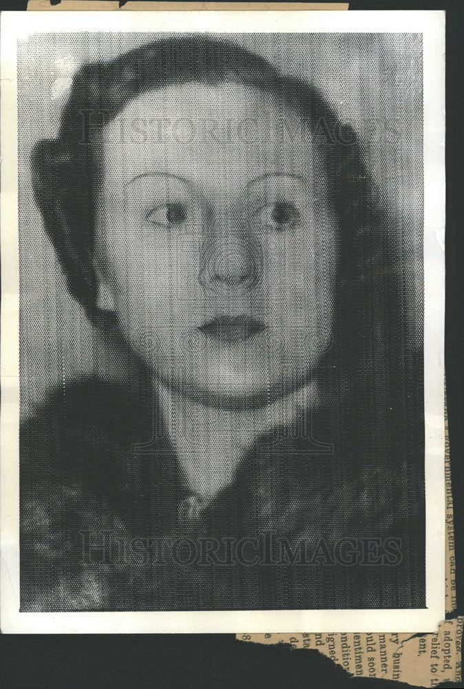 1937 Press Photo Madeleine La Terriere Shot Chambrun - Historic Images