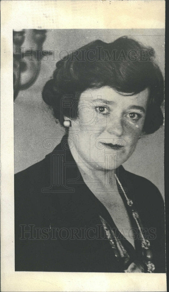 Press Photo Portrait Press Photo a Lady - Historic Images