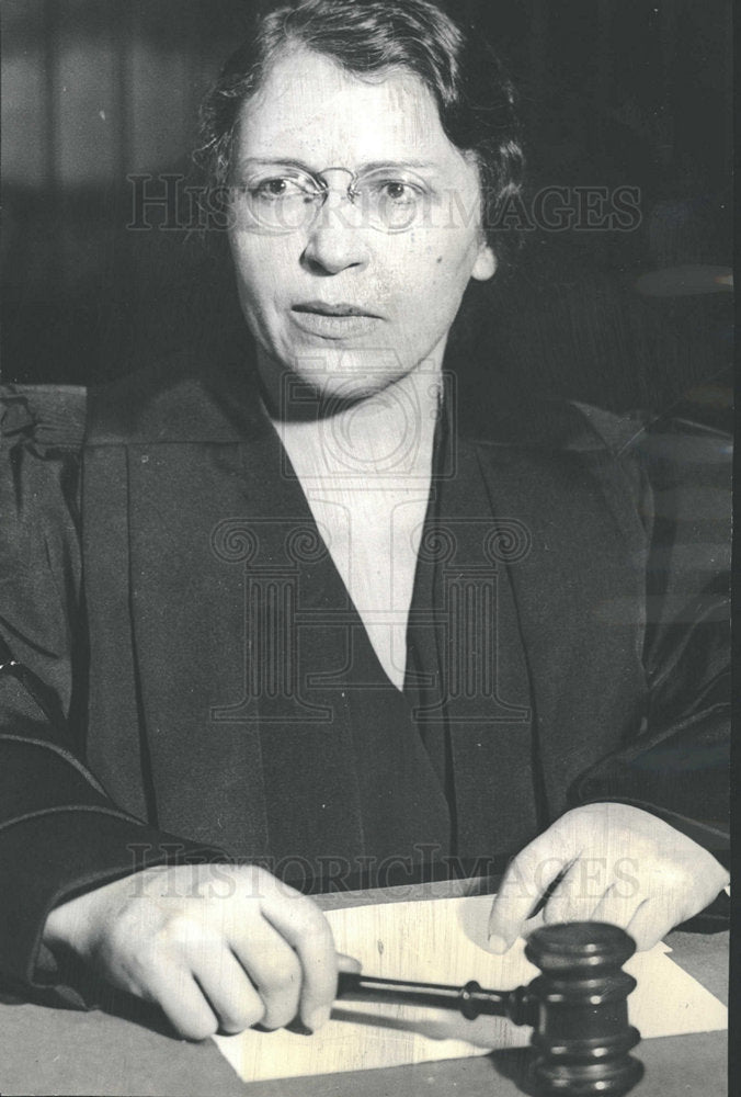 1935 Press Photo Magistrate Judge Anna Kross  - Historic Images