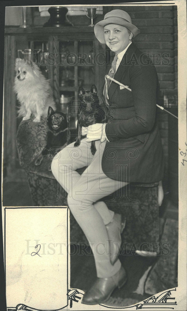 1932 Press Photo Mrs. A. C. Thompson - Historic Images