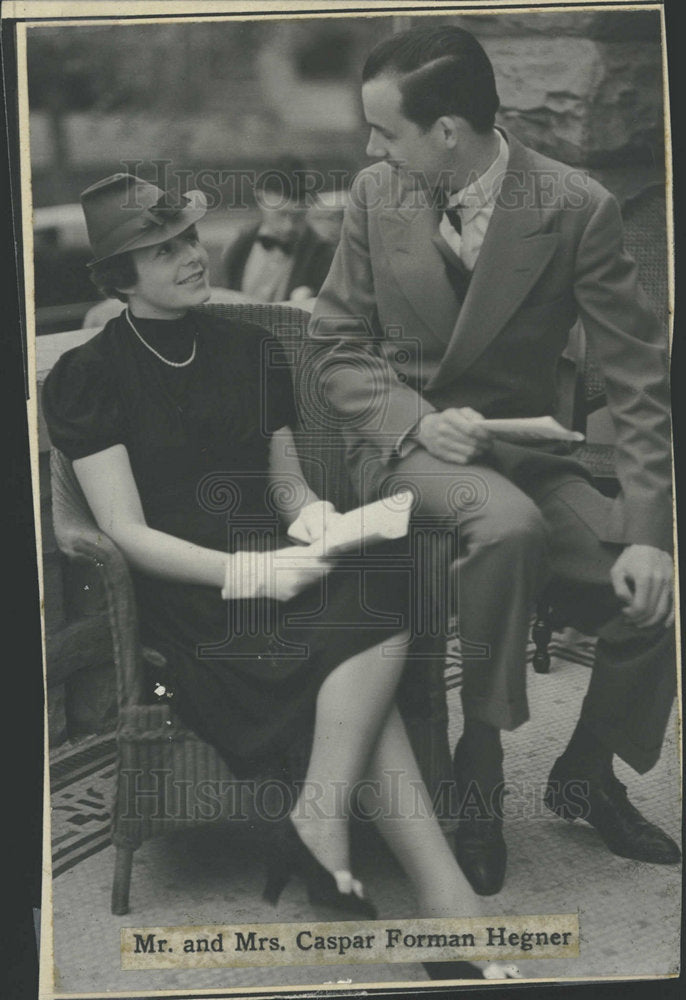 1937 Press Photo Mr. And Mrs. Caspar Hengar - Historic Images