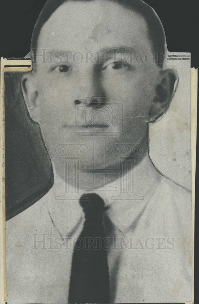 1934 Press Photo Man Cully Hario Found Dead Tie - Historic Images