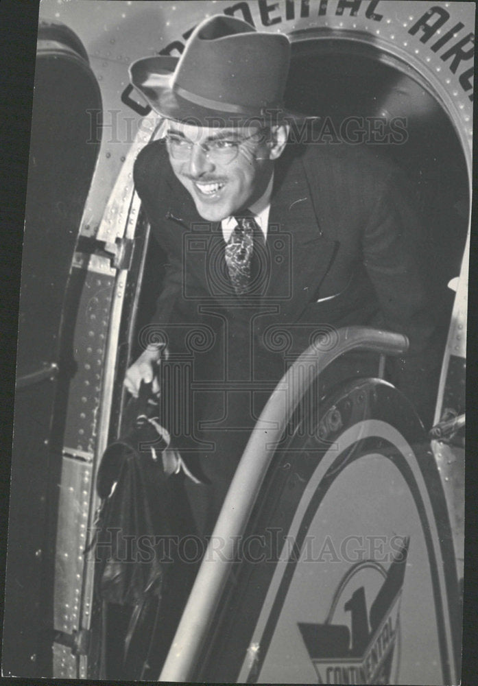 1943 Press Photo Vace Graham Air Tour - Historic Images
