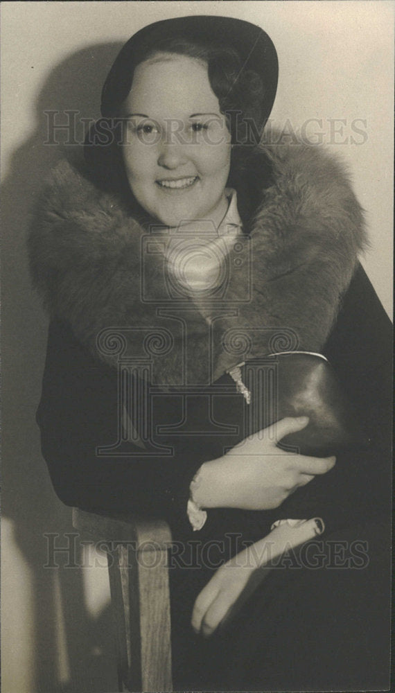 1935 Press Photo Mrs. Mitchell Friedman - Historic Images