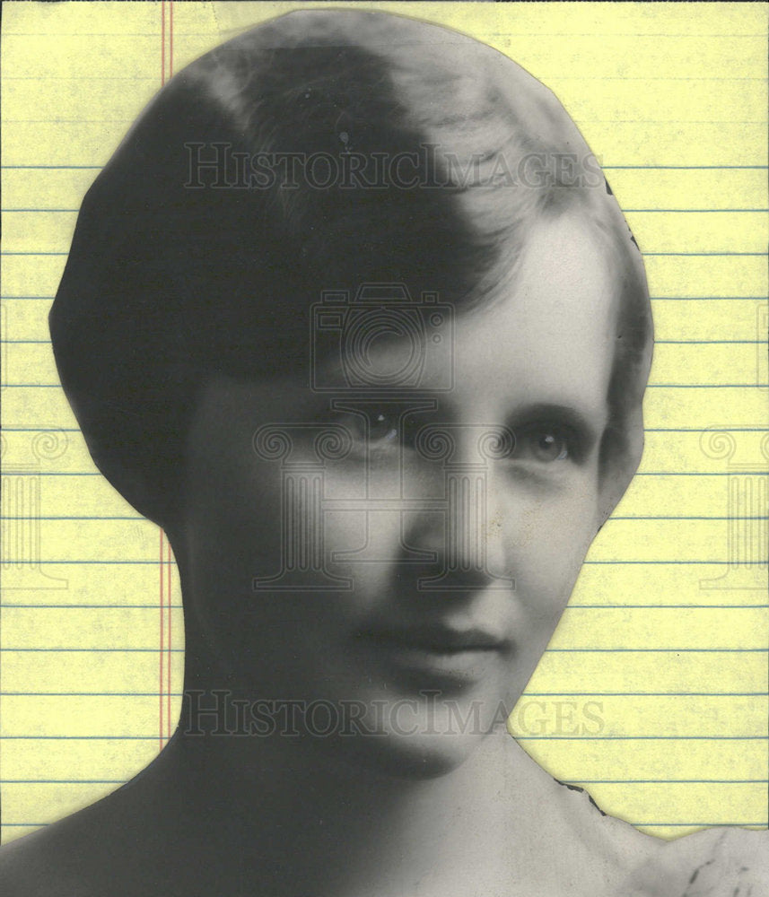 Mrs Roger Mead      - Historic Images