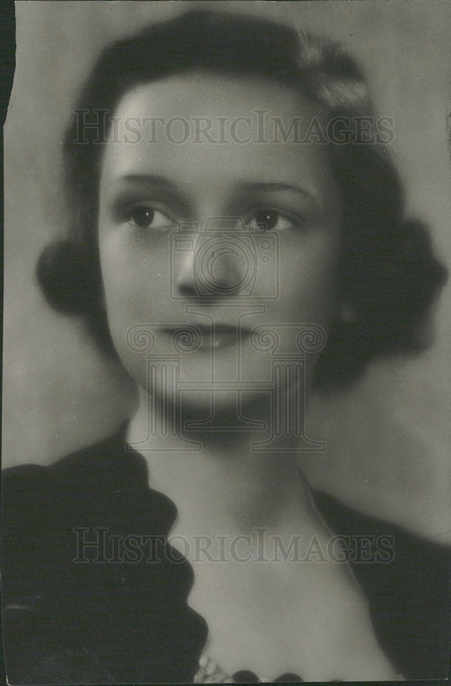 Press Photo Graduate - Historic Images