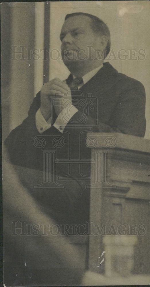 1937 Press Photo Erl H Ellis Court Microphones - Historic Images
