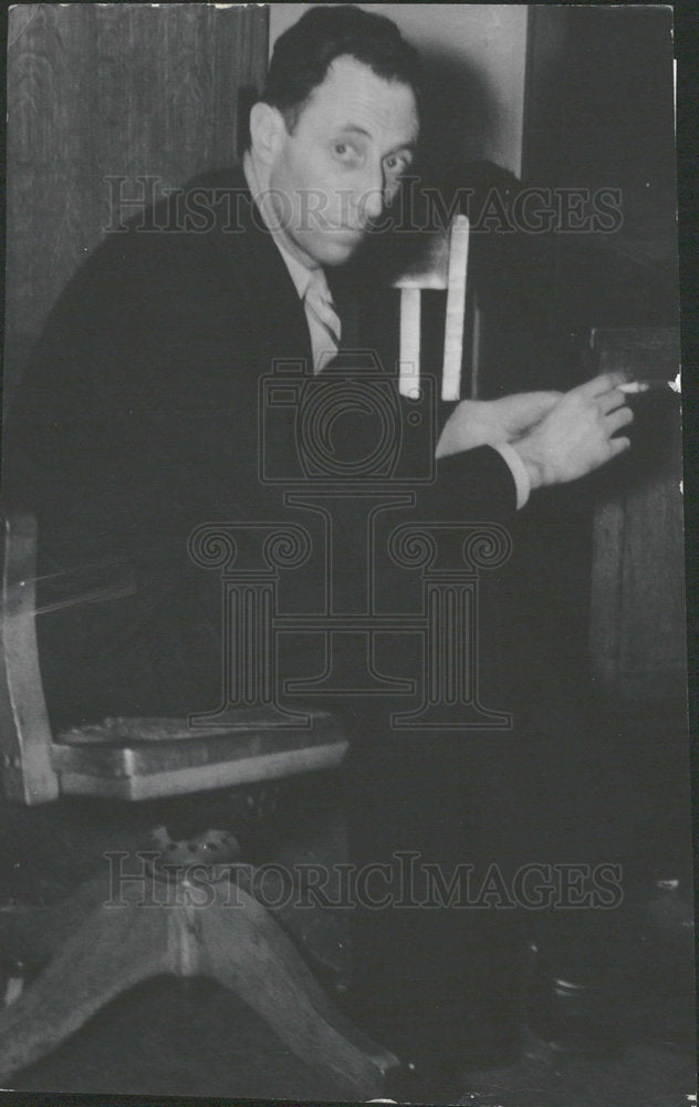 1936 Press Photo Harry Bridges, booked. - Historic Images