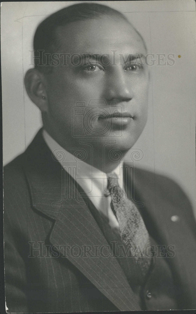 1935 Press Photo Dave Cook President Sporting Company - Historic Images