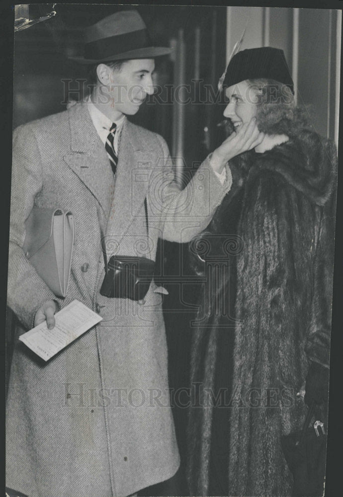 1937 Press Photo Angier Biddle Duke Priscilla Honeymoon - Historic Images