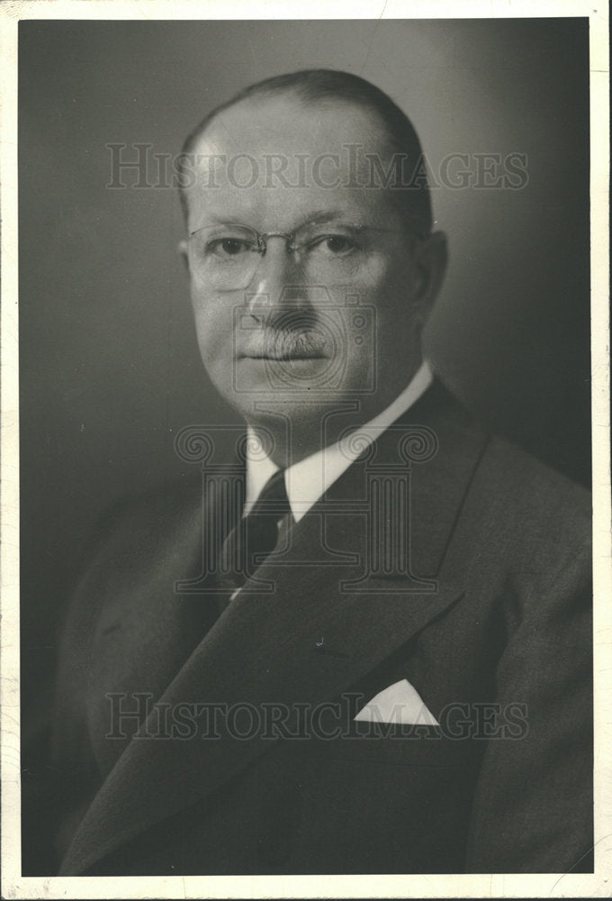 1945 Press Photo Van Holt Gerrett Denver Real Estate - Historic Images