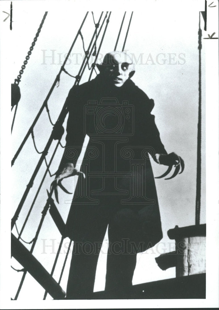 1994 Press Photo MP PLAY NOSFERATY - Historic Images
