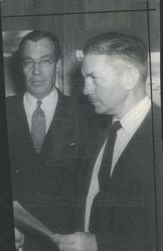 1944 Press Photo Autemus gates Foeretal  - Historic Images