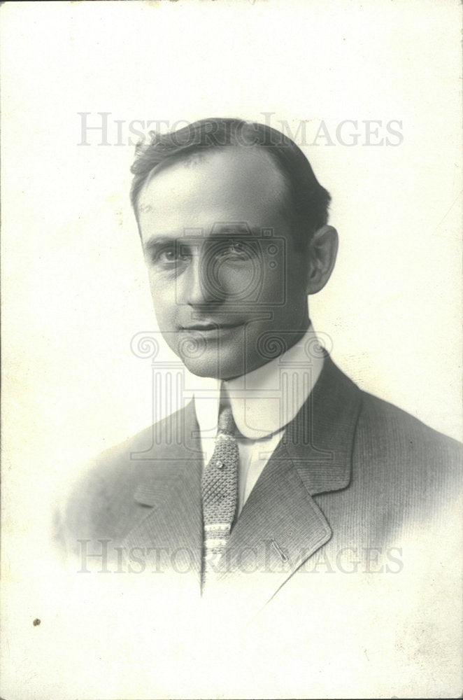 1988 Press Photo OMAR E. GARWOOD - Historic Images