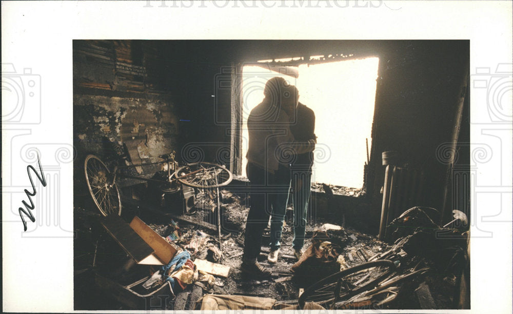 1986 Press Photo Fire Suspects - Historic Images