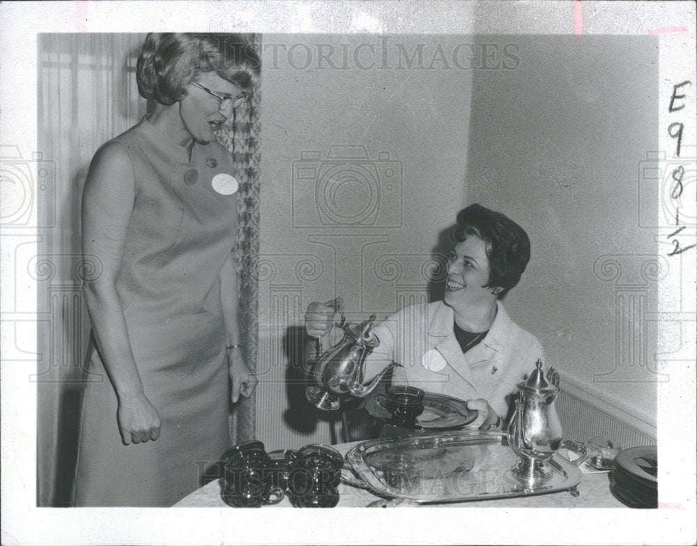 1967 Press Photo Mrs. Walter J. Kristch Porter Hospital - Historic Images