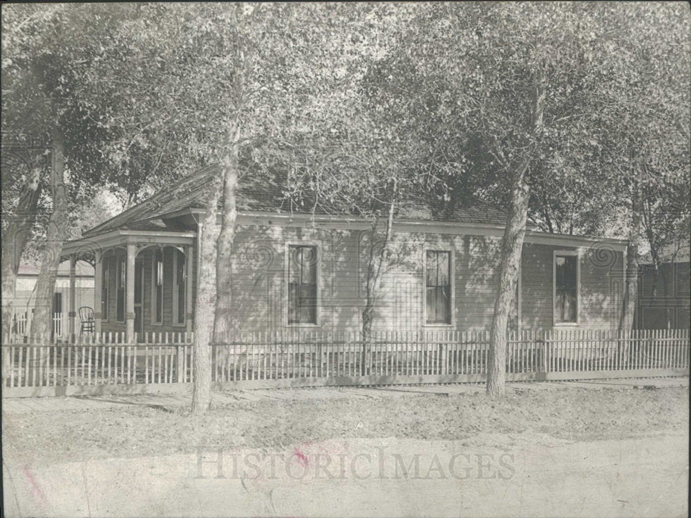 Press Photo Kele Nickels House exterior trees location - Historic Images