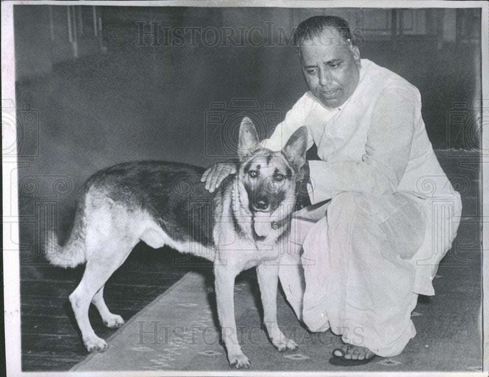 1932 Press Photo Chavan Indian Alsatian New Delhi Pet - Historic Images