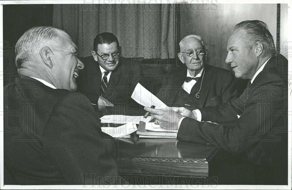 1961 Press Photo Gov Steve McNichols Lawrence Alley Oil - Historic Images
