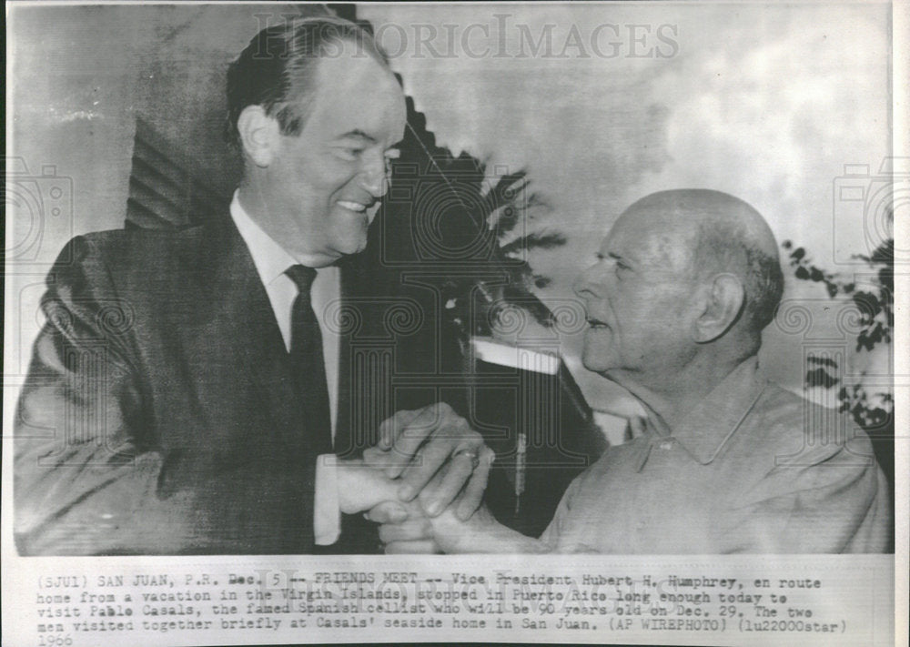 1967 Press Photo Vice President Hubert H Humphrey Pol - Historic Images