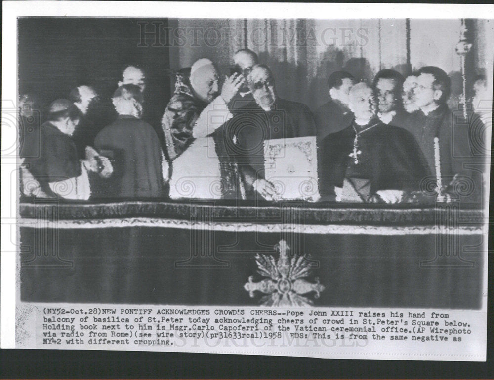 1985 Press Photo Pope John XXIII St Peter Square crowd - Historic Images