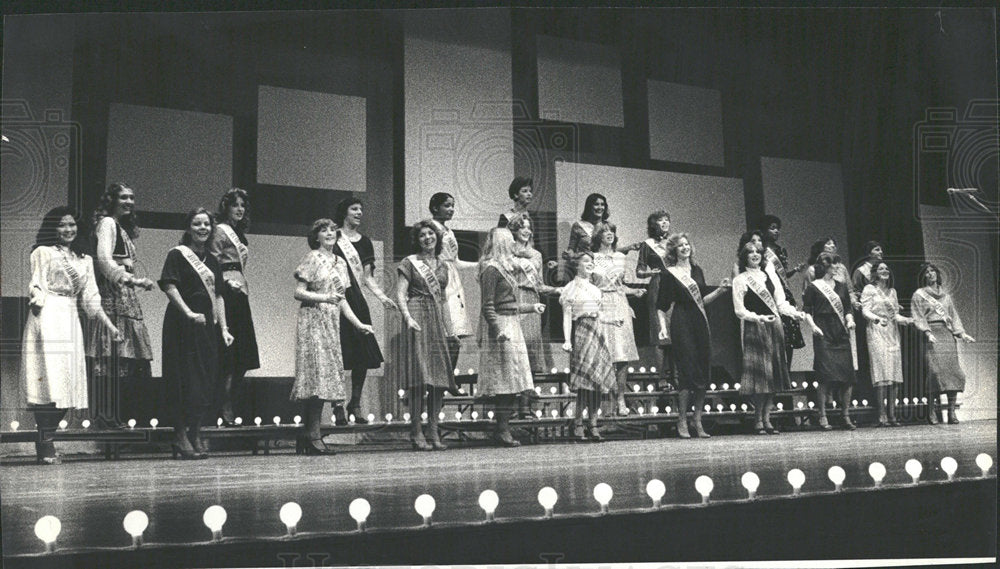 1979 Press Photo Illinois Junior Miss Contestant Naperv - Historic Images