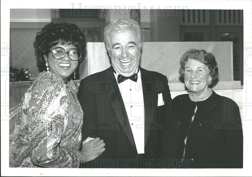 1991 Press Photo Hope Daniels Dadas Anne O'Shaughnessy - Historic Images