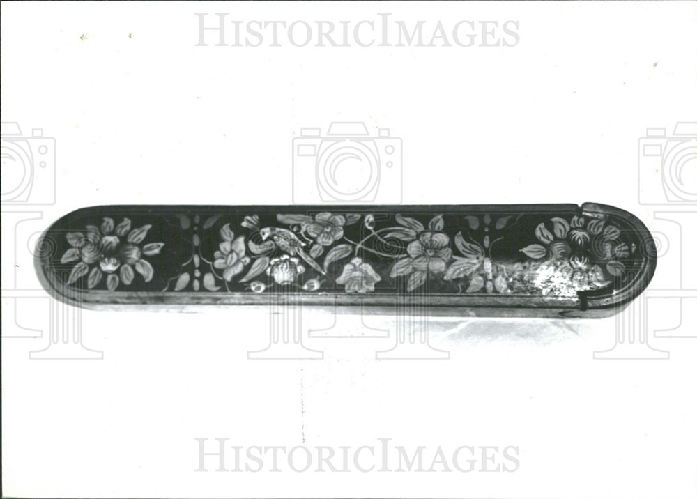 1995 Press Photo ANTIQUES LACQUERED PEN BOX RUSSIAN - Historic Images