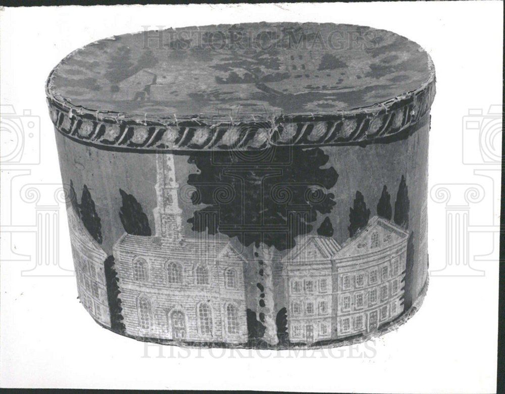 1992 Press Photo Bandbox Winnetka Antiques Show - Historic Images