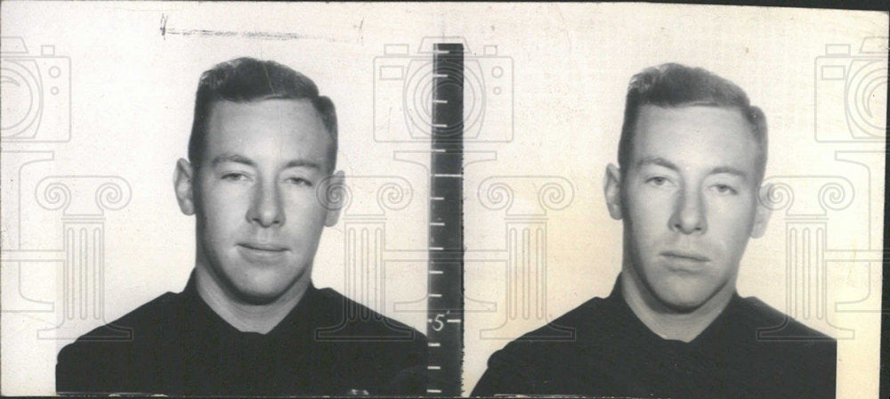 1960 Press Photo Patrolman Thomas Leonard Felony  - Historic Images