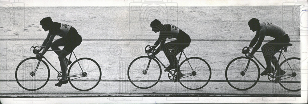 1969 Press Photo Northbrook Martha Jack Ridge Cycle  - Historic Images