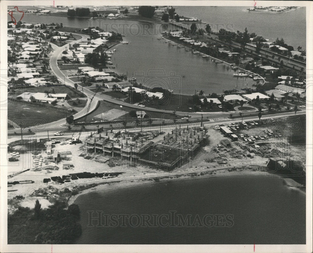 Press Photo Paradise Island Tower Ciego Boca Inverted - Historic Images