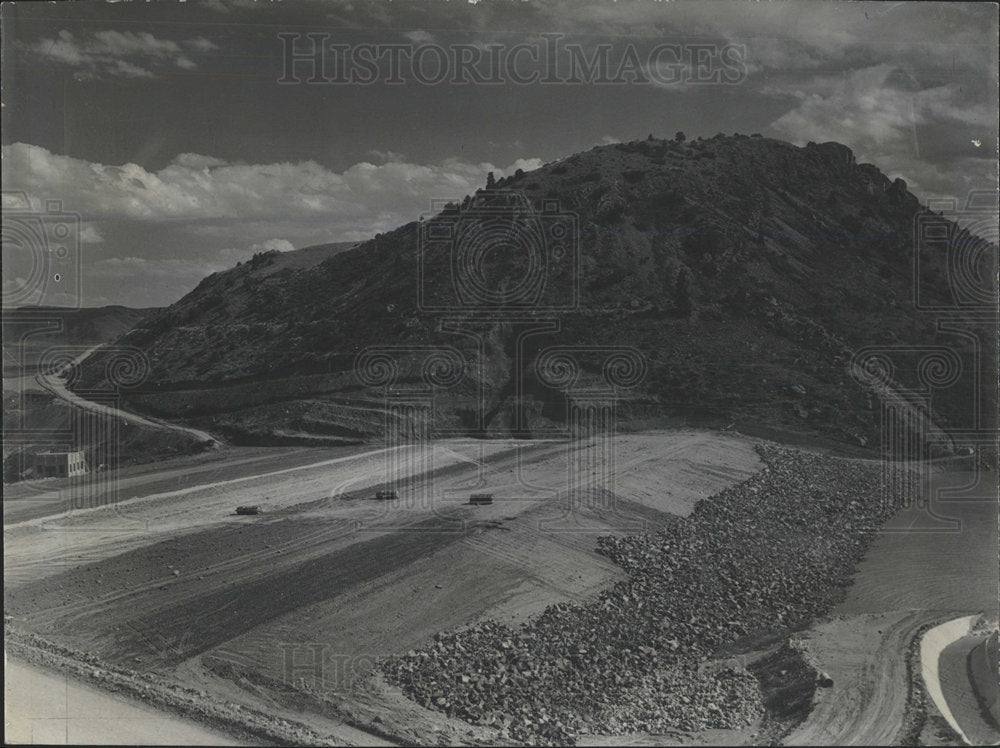 1937 Press Photo Ralston dam rough rock seen cover show - Historic Images