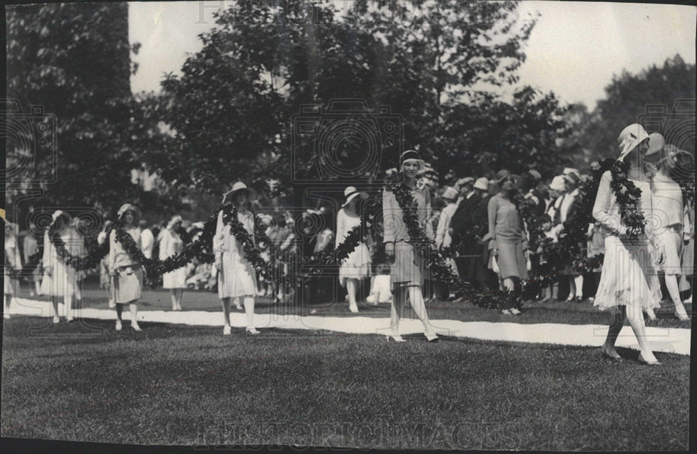 1927 Press Photo The Ivy Procession At Smith College - Historic Images