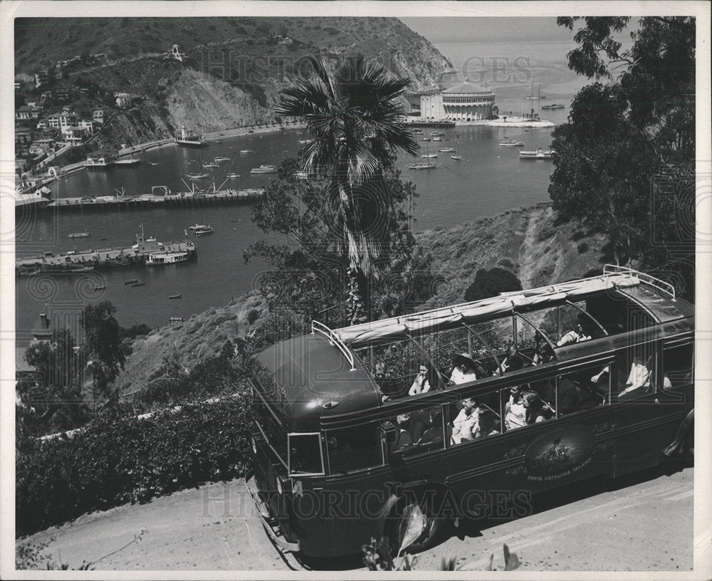 1948 Press Photo Catalena Island Van Poeple - RRY32547 - Historic Images