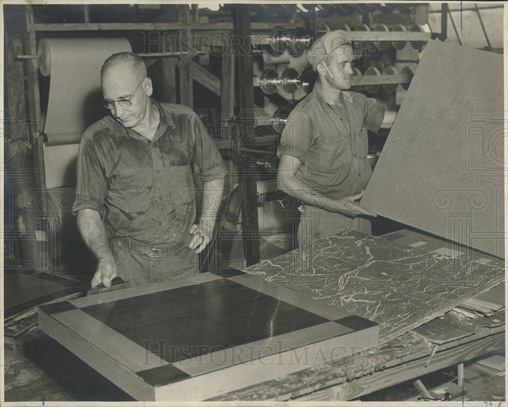 1946 Press Photo Palanetex fiber board card table top - Historic Images