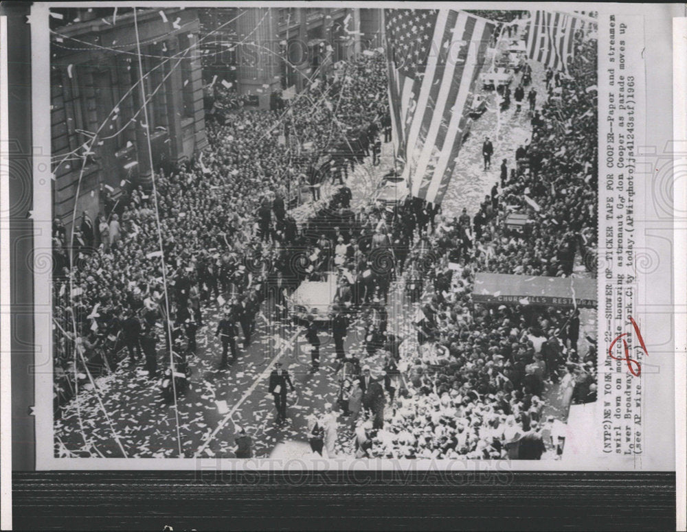 1963 Press Photo parade New York City astronaut Cooper - Historic Images