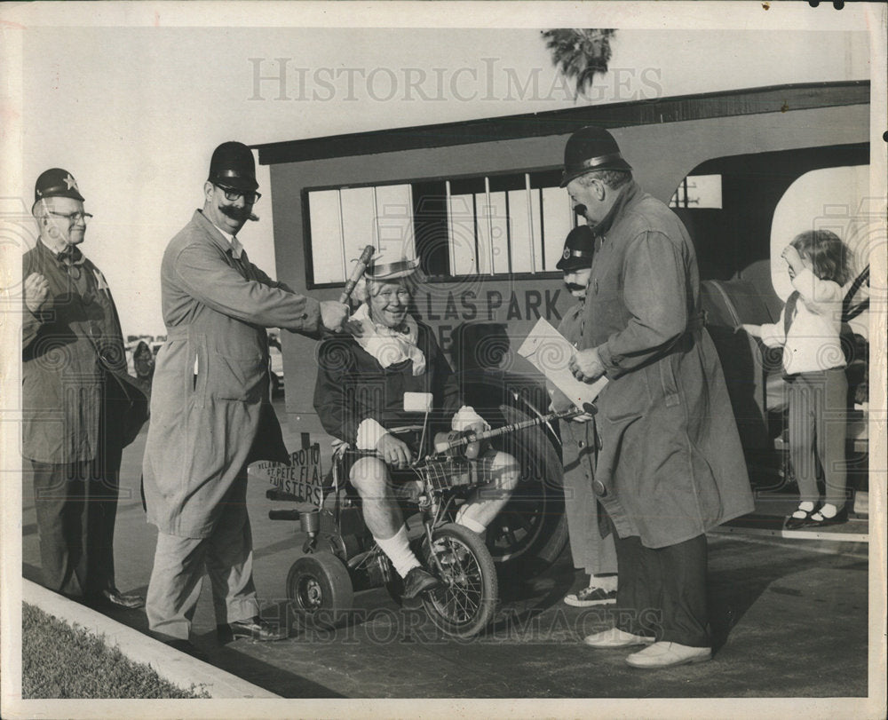 1966 Press Photo Pinellas Park Keystone Kops parade  - Historic Images