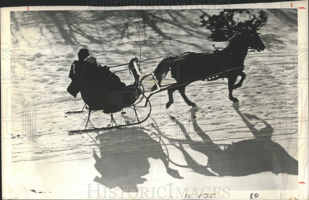 1972 Press Photo New England Christmas Taylor Lewis - Historic Images