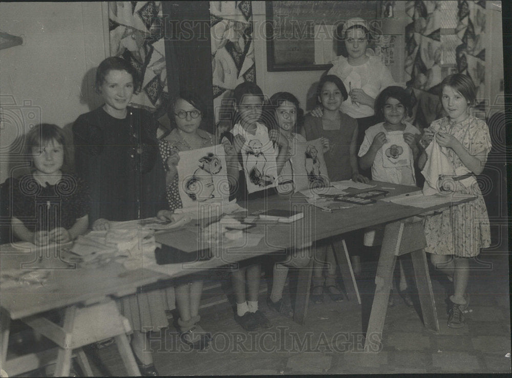 1933 Press Photo children I. Rude Community Center show - Historic Images