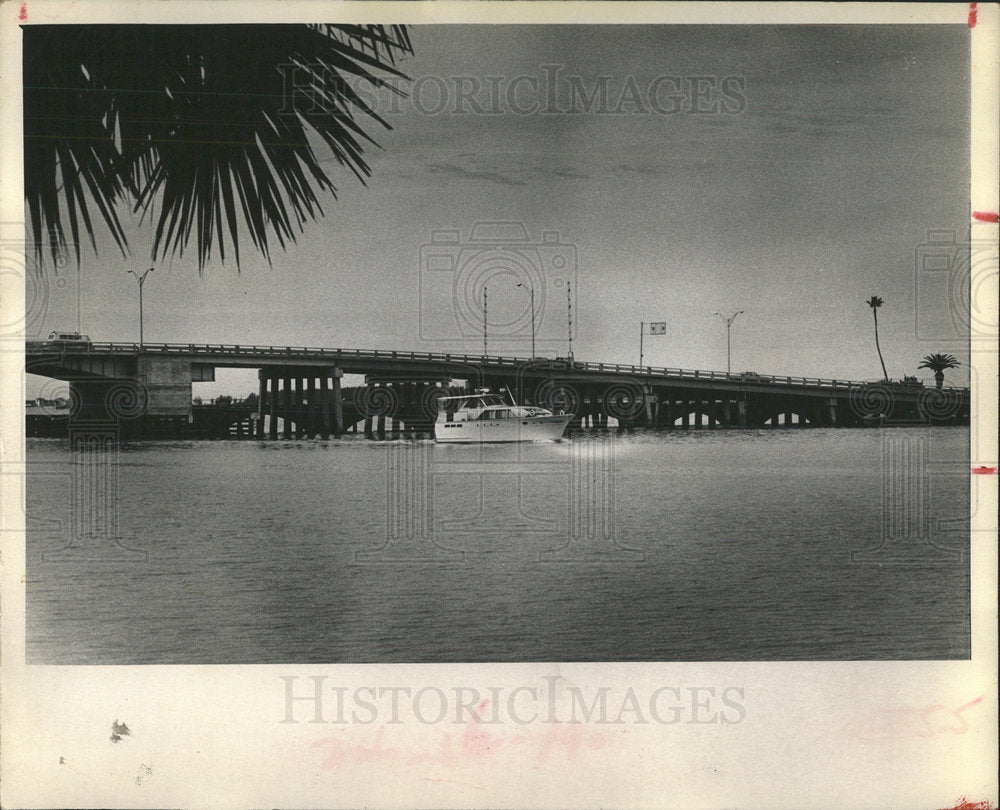 1972 Press Photo Recreation On Water Boats - Historic Images
