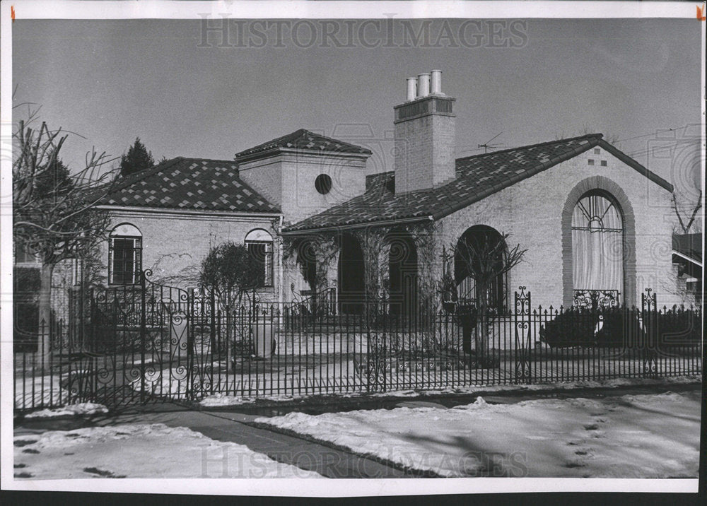 1963 Press Photo Woodcarver HD Niblack House Denver - Historic Images