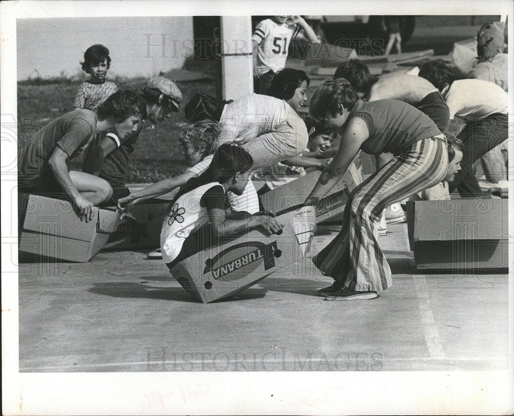 1976 Cardboard Box Derby Azalea Center - Historic Images