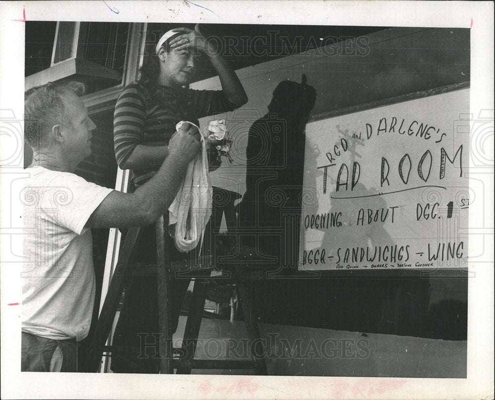 1965 Press Photo Rick & Darlene's Tap Room - Historic Images